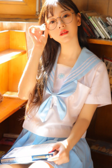 女医生的秘密诊所免费播放